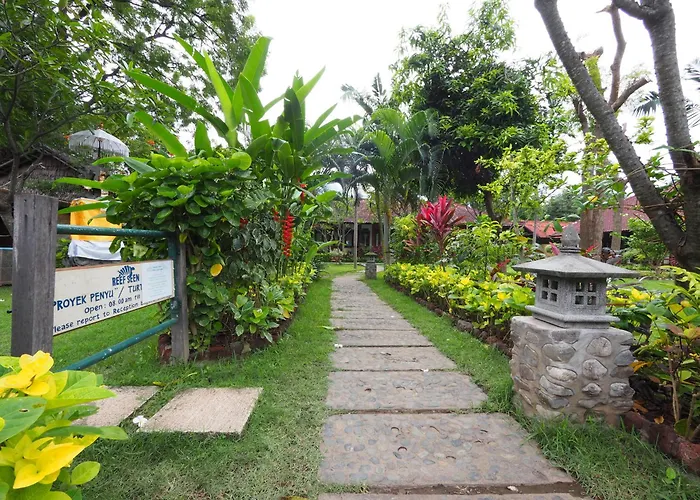 Reef Seen Divers' Resort